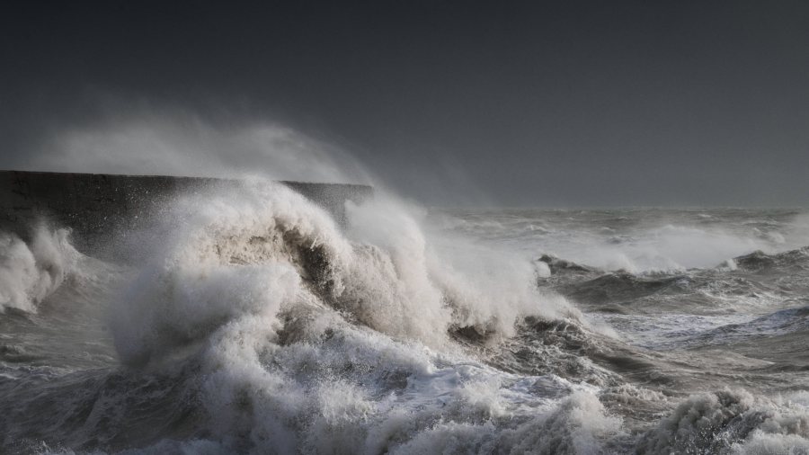 Rolling Seas